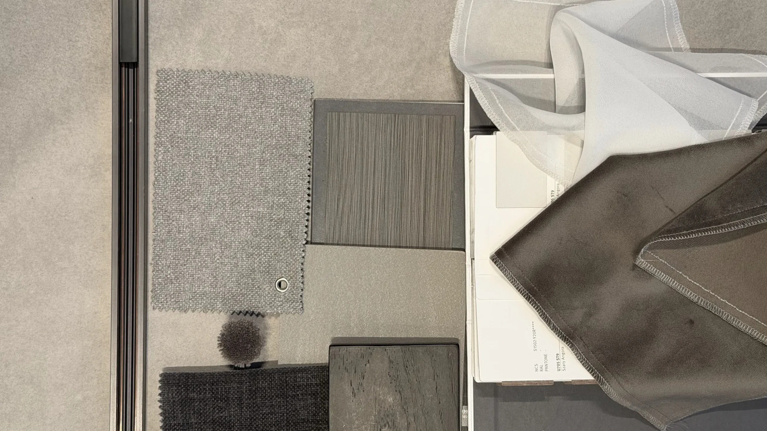 Concrete Minimalism — GABINET / POKÓJ GOŚCINNY
