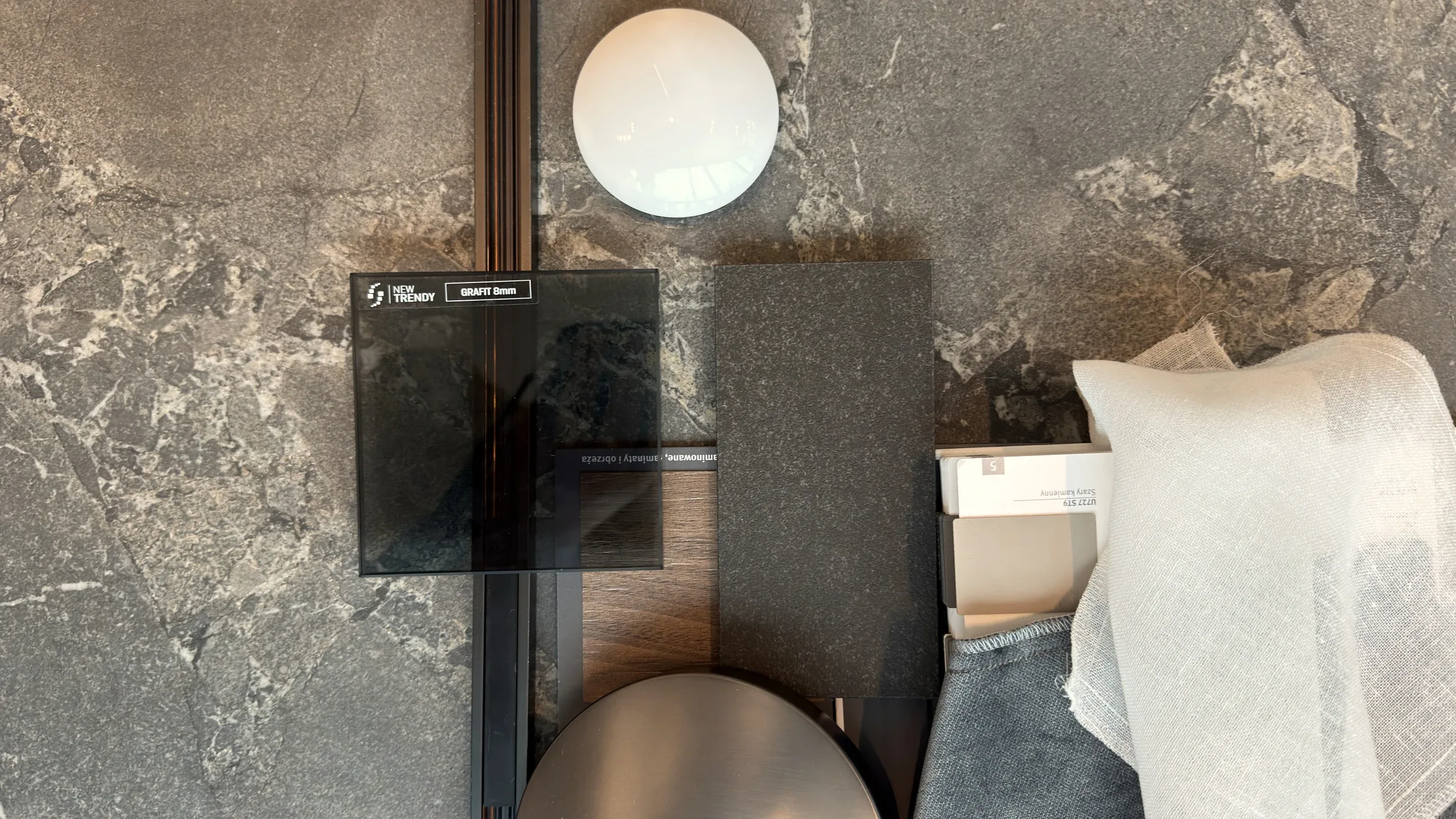 Modern Luxury — ŁAZIENKA Z PRYSZNICEM